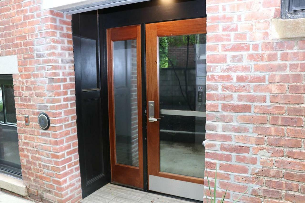 A Stylish Stay W/ A Queen Bed, Heated Floors.. #15 Brookline Exterior foto