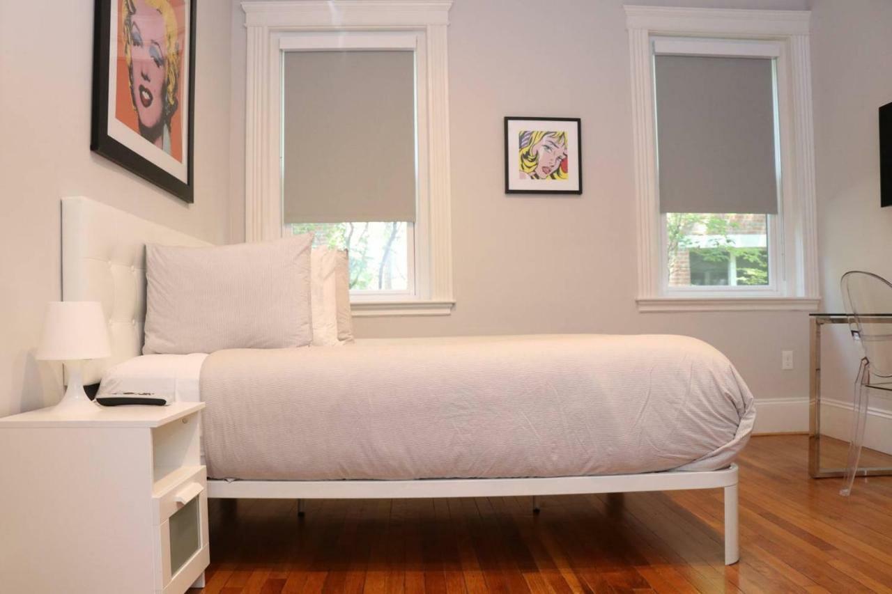 A Stylish Stay W/ A Queen Bed, Heated Floors.. #15 Brookline Exterior foto